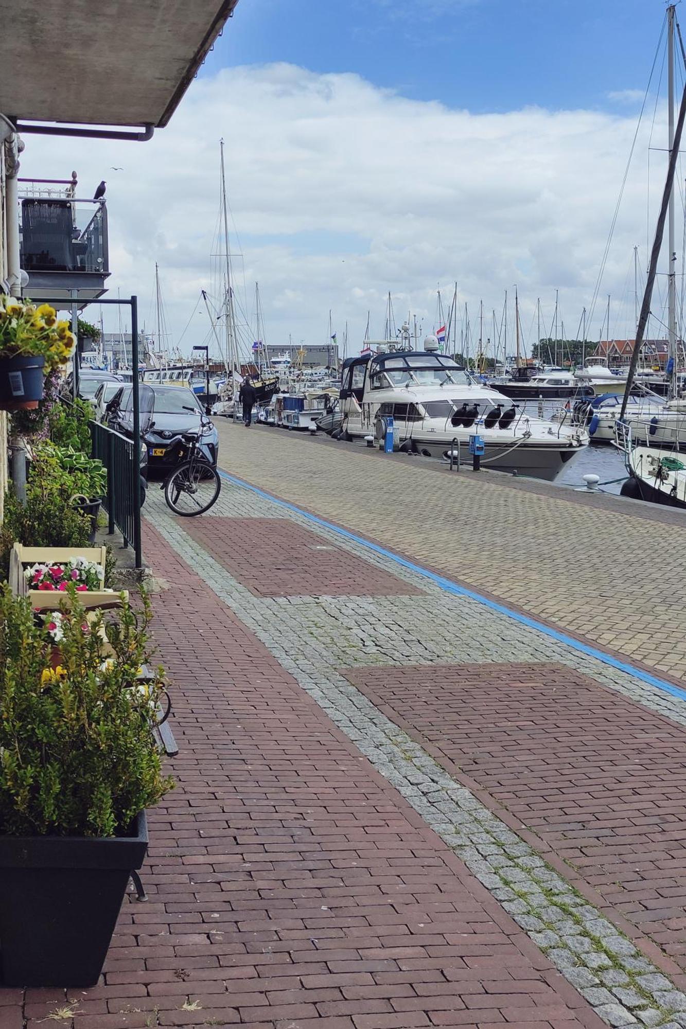 Zicht Op Zee Bed & Breakfast Urk Dış mekan fotoğraf